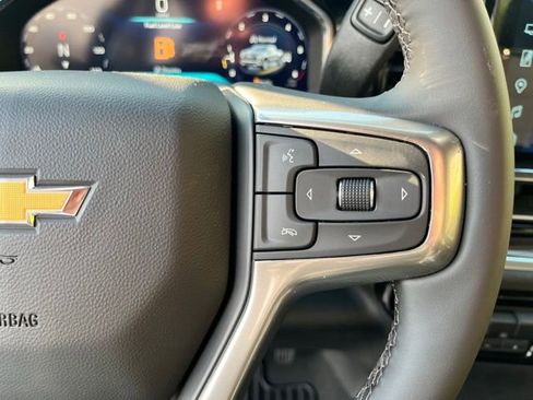 Used 2026 Chevrolet Silverado 1500 LT AWD/4WD image 24