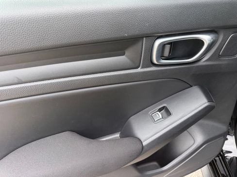 Used 2025 Honda Civic Sport image 30