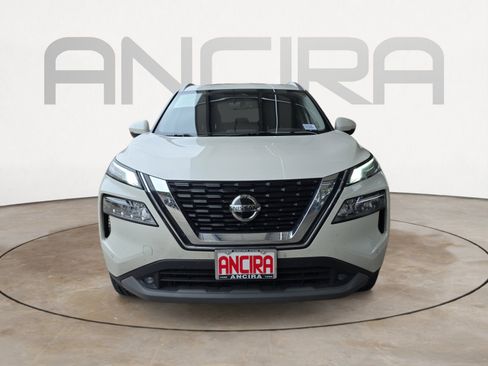 Used 2021 Nissan Rogue SL w/ Premium Package FWD image 2