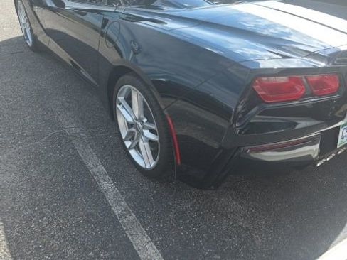 Used 2019 Chevrolet Corvette Stingray Convertible w/ 1LT image 5