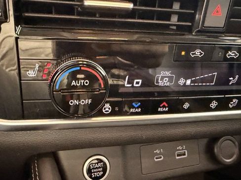 Used 2021 Nissan Rogue SL w/ Premium Package AWD/4WD image 25