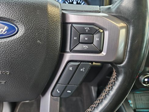 Used 2019 Ford Expedition Platinum image 21