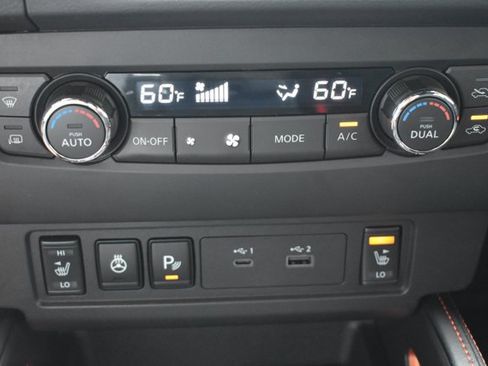 Used 2024 Nissan Frontier Pro-X w/ Pro Convenience Package RWD image 26