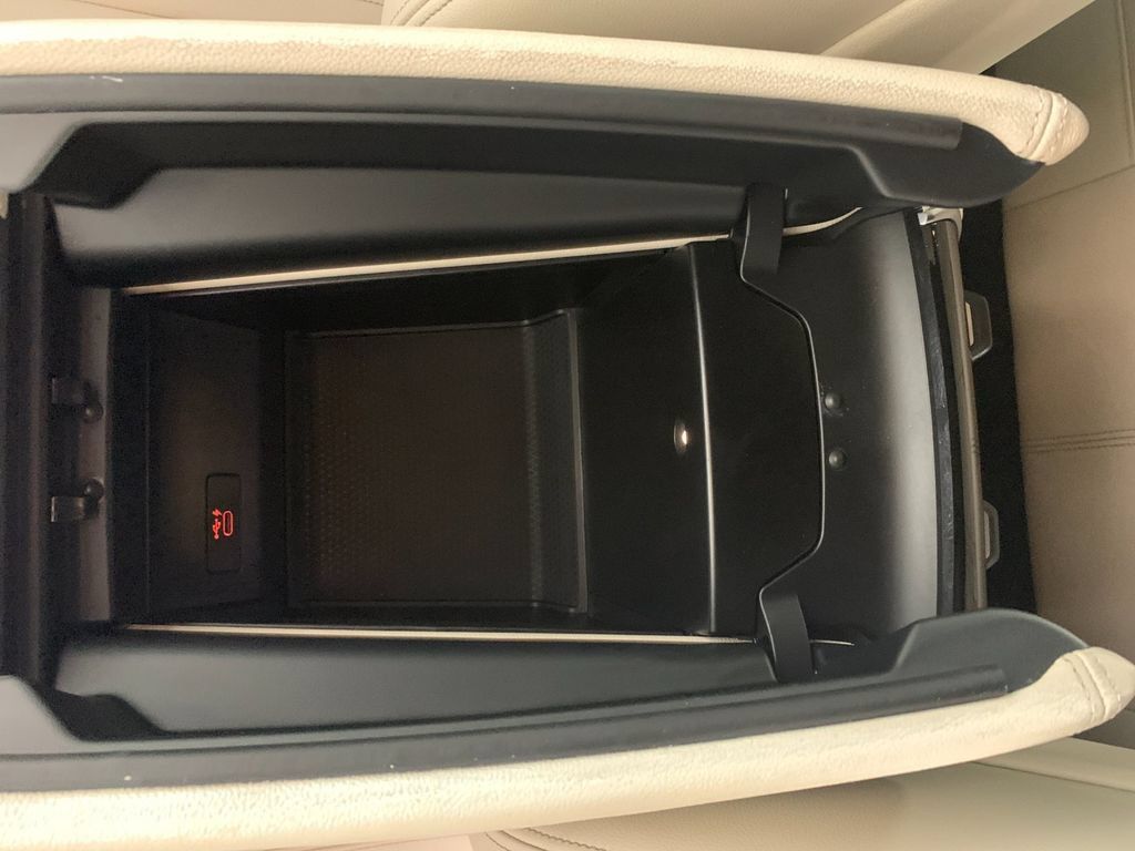 Used 2021 BMW X5 sDrive40i w/ Premium Package RWD image 28