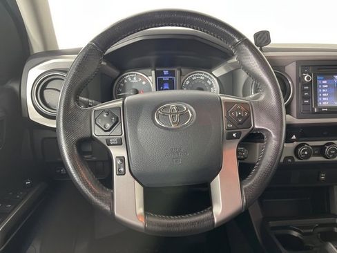 Certified 2017 Toyota Tacoma SR5 w/ Tow Package image 8