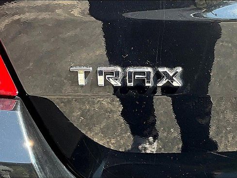 Used 2020 Chevrolet Trax LS w/ Tint and Cruise Package image 32