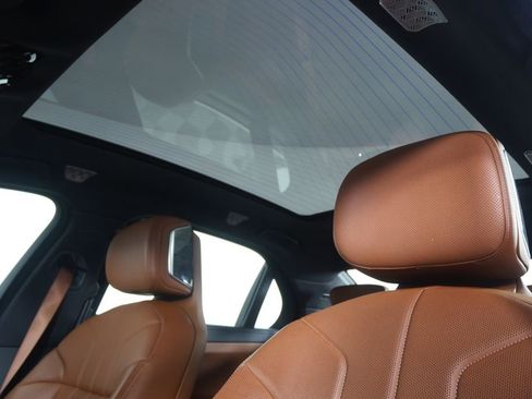 Certified 2023 BMW 740i 740i image 12