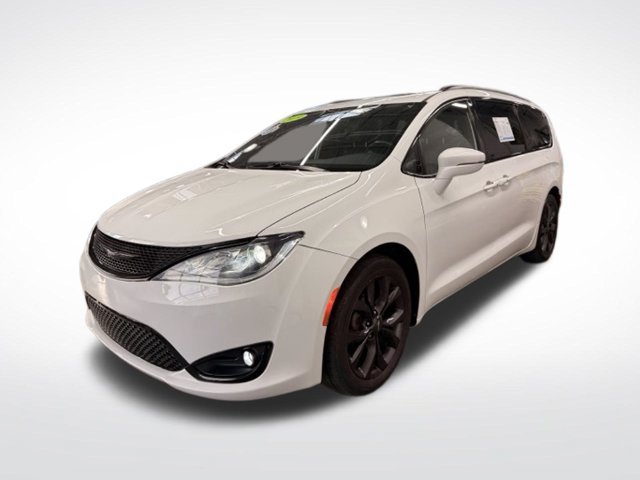 Used 2019 Chrysler Pacifica Limited w/ S Appearance Package FWD image 5