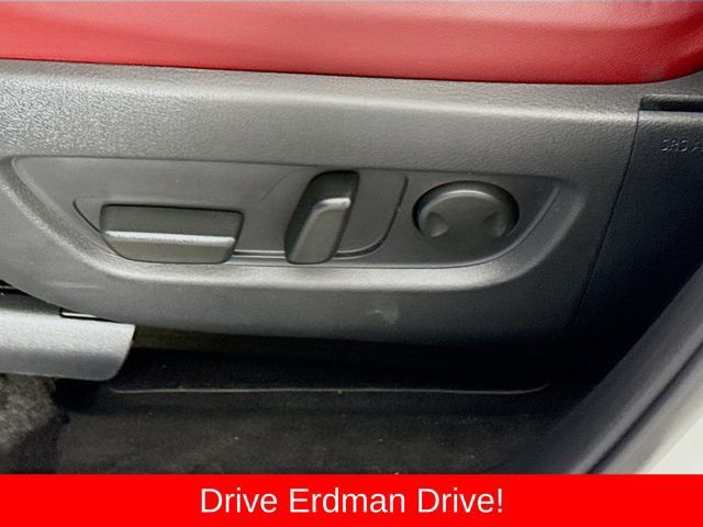 Used 2025 MAZDA CX-70 Plug-In Hybrid w/ Premium Plus AWD/4WD image 12