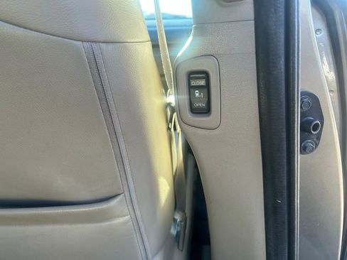 Used 2012 Honda Odyssey EX-L image 35