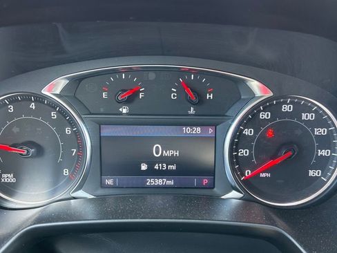 Used 2025 Chevrolet Blazer LT image 12