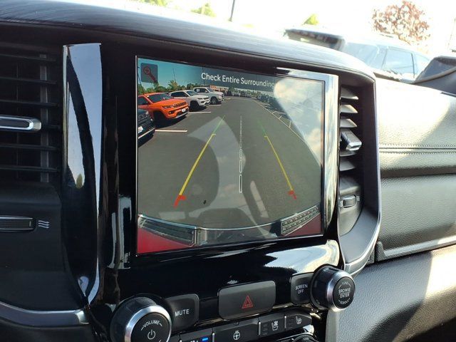 Used 2024 RAM 1500 Laramie AWD/4WD image 13