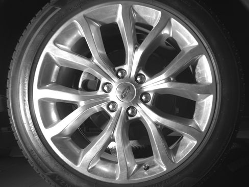 Used 2019 Ford Expedition Limited w/ Equipment Group 302A AWD/4WD image 9