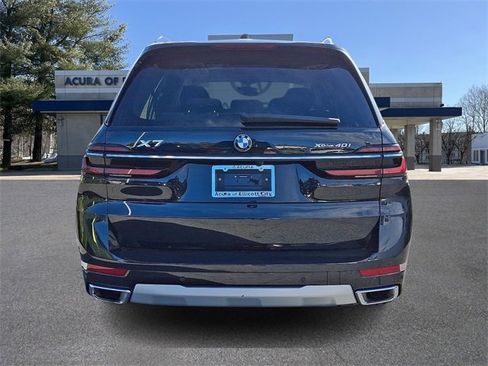 Used 2025 BMW X7 xDrive40i image 5