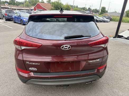 Used 2016 Hyundai Tucson Limited w/ Option Group 03 FWD image 9