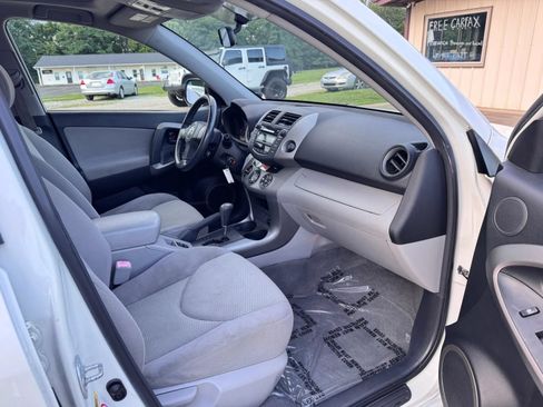 Used 2007 Toyota RAV4 Limited AWD/4WD image 25