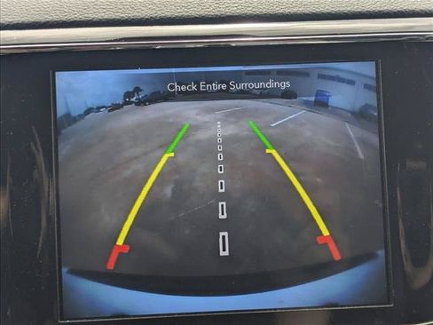 Used 2022 Jeep Grand Cherokee Laredo X RWD image 10
