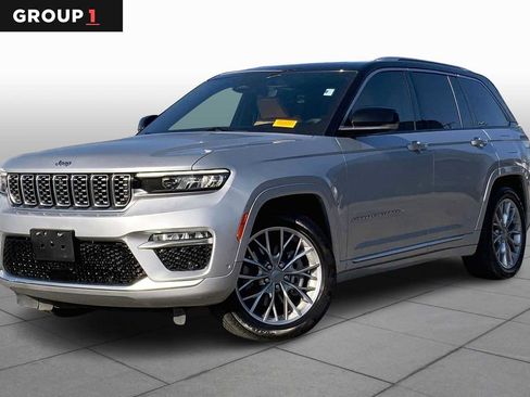 Used 2022 Jeep Grand Cherokee Summit w/ Luxury Tech Group V image 1