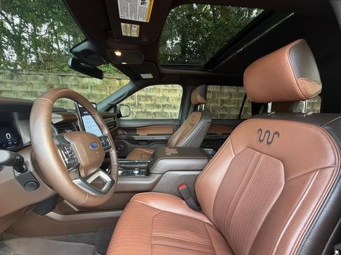 Used 2022 Ford Expedition King Ranch AWD/4WD image 20