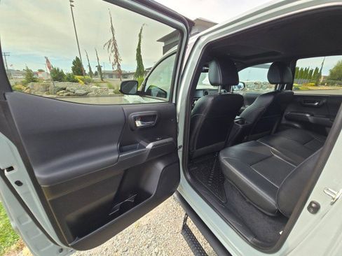 Used 2021 Toyota Tacoma TRD Pro image 17