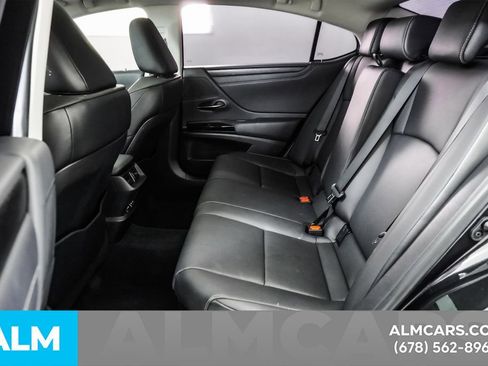 Used 2024 Lexus ES 300h w/ Premium Package image 18