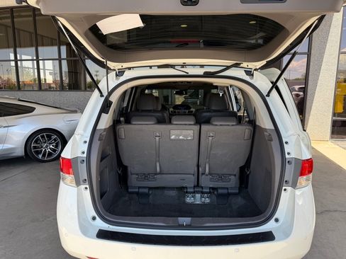 Used 2016 Honda Odyssey Touring Elite image 29