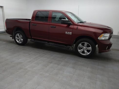 Used 2017 RAM 1500 Express AWD/4WD image 11