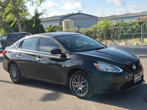 Used 2017 Nissan Sentra S FWD image 7