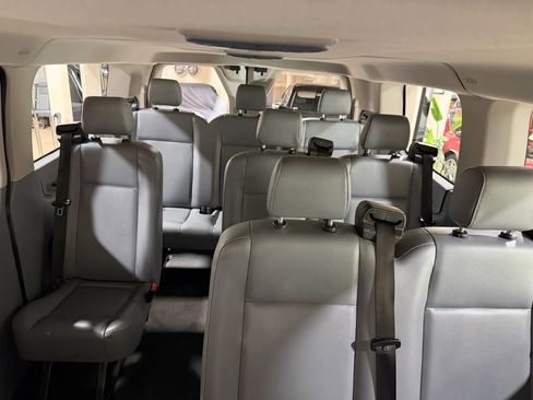 Used 2017 Ford Transit 150 XL image 39