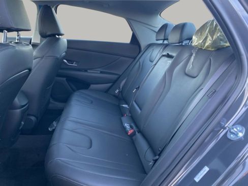 New 2026 Hyundai Elantra Limited image 31