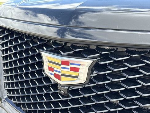 Used 2025 Cadillac Escalade V AWD/4WD image 28