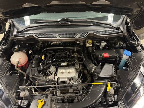 Used 2020 Ford EcoSport SE image 38