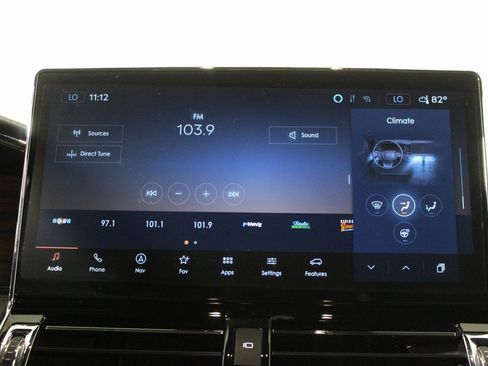 Used 2024 Lincoln Navigator Reserve image 14