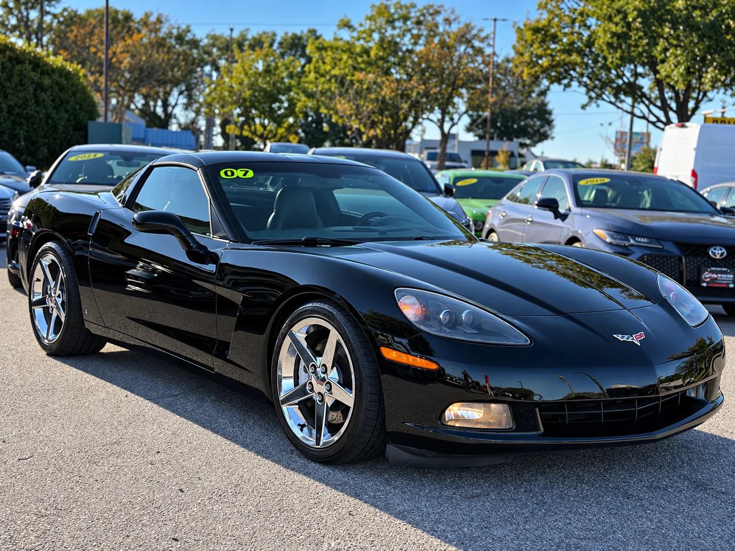 Used 2007 Chevrolet Corvette Coupe w/ Preferred Equipment Group RWD image 4