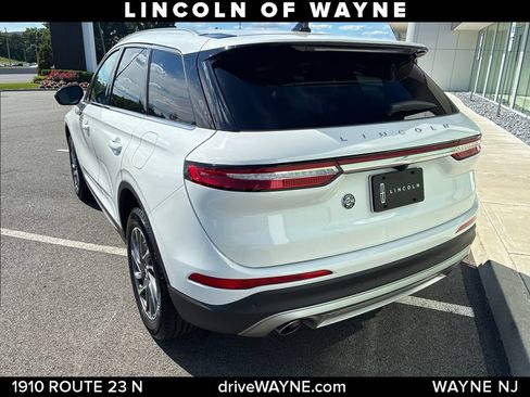 Certified 2022 Lincoln Corsair AWD w/ Equipment Group 101A image 4