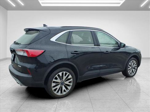 Used 2022 Ford Escape Titanium AWD/4WD image 11