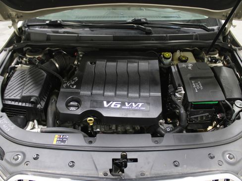 Used 2014 Buick LaCrosse Leather w/ Driver Confidence Package image 36