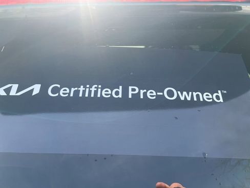 Certified 2025 Kia Sorento SX Prestige w/ Olive Brown Leather Package image 34