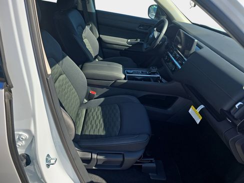 New 2026 Nissan Pathfinder SV AWD/4WD image 10