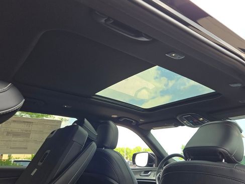 New 2025 Jeep Grand Cherokee L Overland w/ Trailer Tow Package image 12