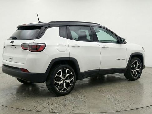 Used 2025 Jeep Compass Limited AWD/4WD image 9