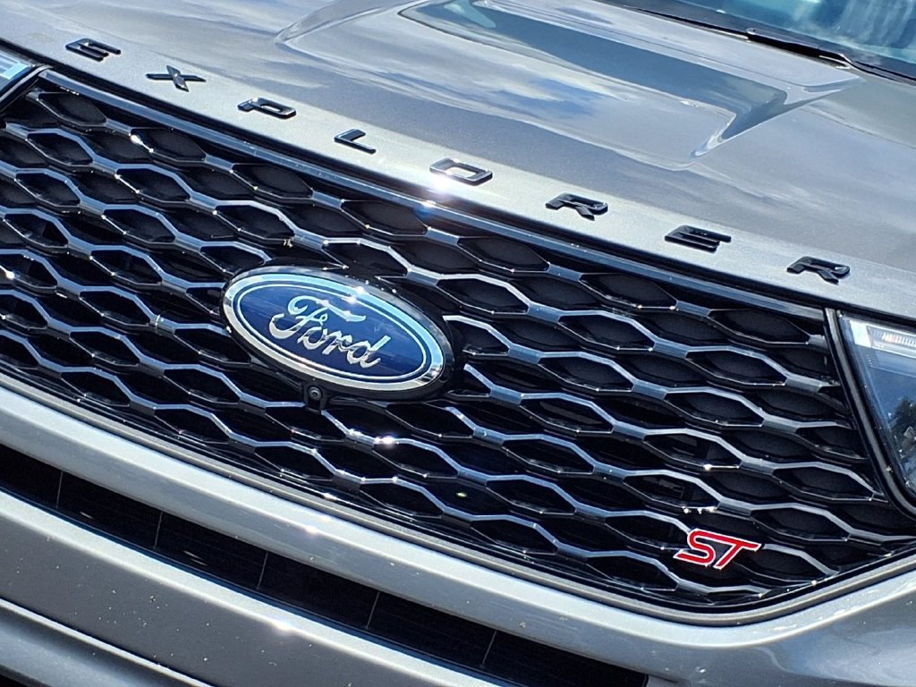 Certified 2023 Ford Explorer ST w/ Equipment Group 401A AWD/4WD image 39