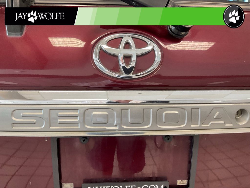Used 2011 Toyota Sequoia Platinum AWD/4WD image 24