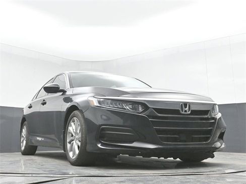 Used 2018 Honda Accord LX image 38