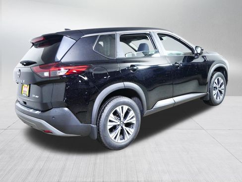 Used 2023 Nissan Rogue SV AWD/4WD image 7