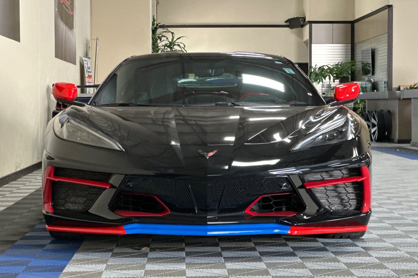 Used 2022 Chevrolet Corvette Stingray Premium Cpe w/ Z51 Performance Package RWD image 9
