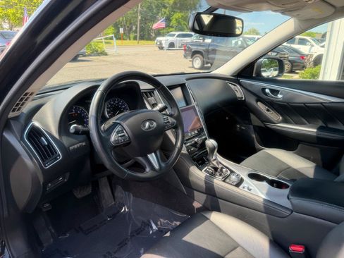 Used 2015 INFINITI Q50 Premium w/ Navigation Package AWD/4WD image 10