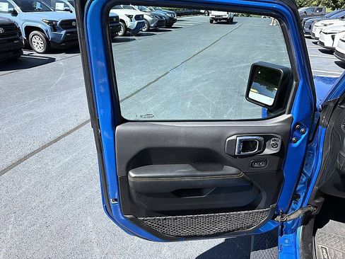 Used 2024 Jeep Wrangler Unlimited Sahara w/ Safety Group AWD/4WD image 9