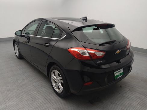 Used 2017 Chevrolet Cruze LT w/ Convenience Package FWD image 5