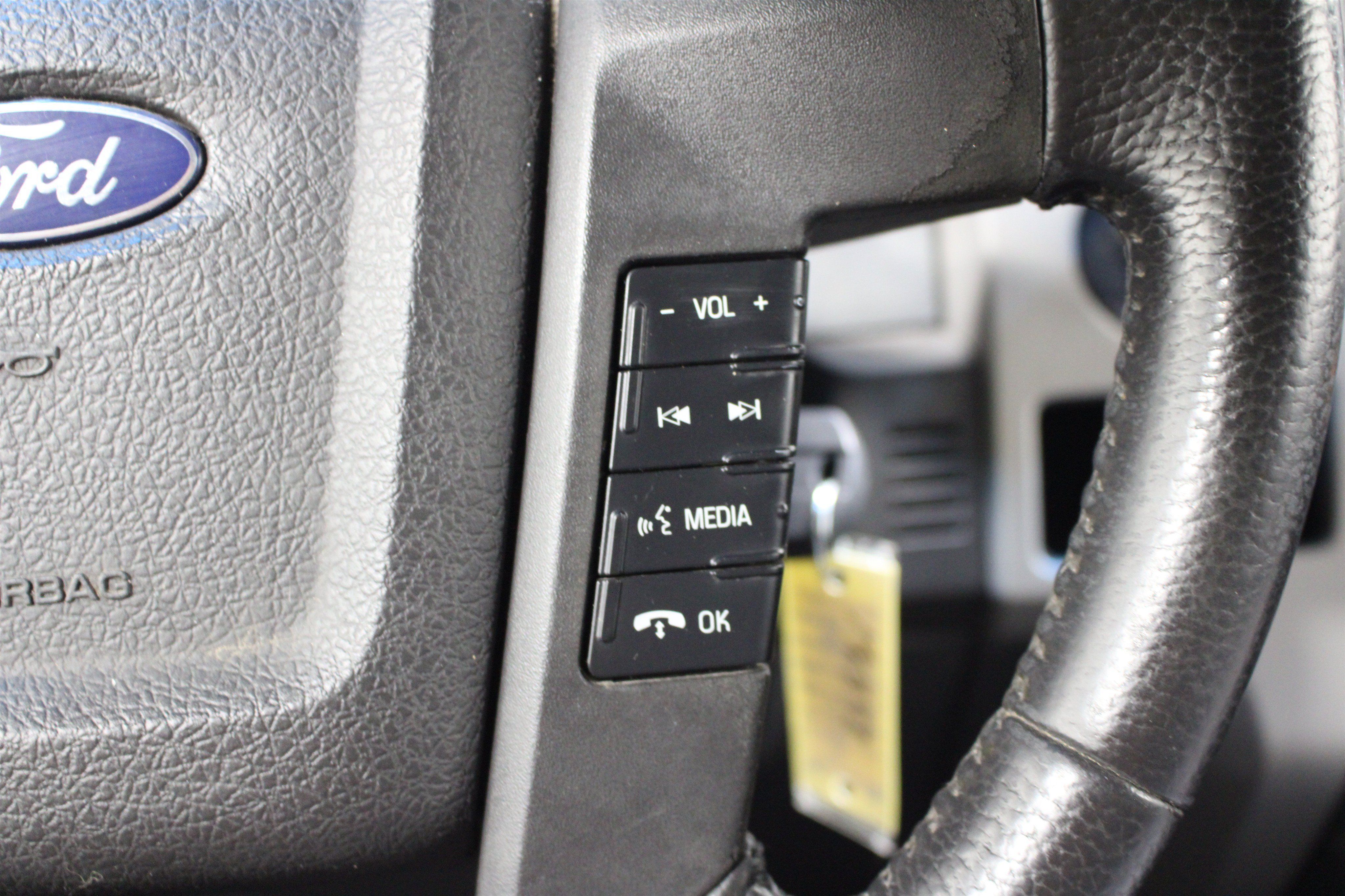 Used 2012 Ford F150 XLT w/ XLT Chrome Pkg AWD/4WD image 13